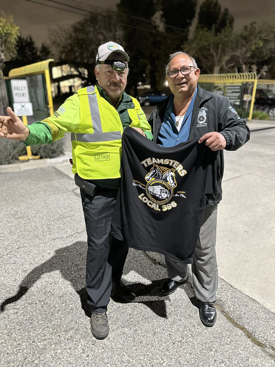 🌄Early morning shout out to the hardworking members of Teamsters Local 396 at Waste Management in Compton and Long Beach! Your dedication to keeping our communities clean and efficient doesn’t go unnoticed. Thank you for your tireless efforts! 💪 #TeamstersLocal396