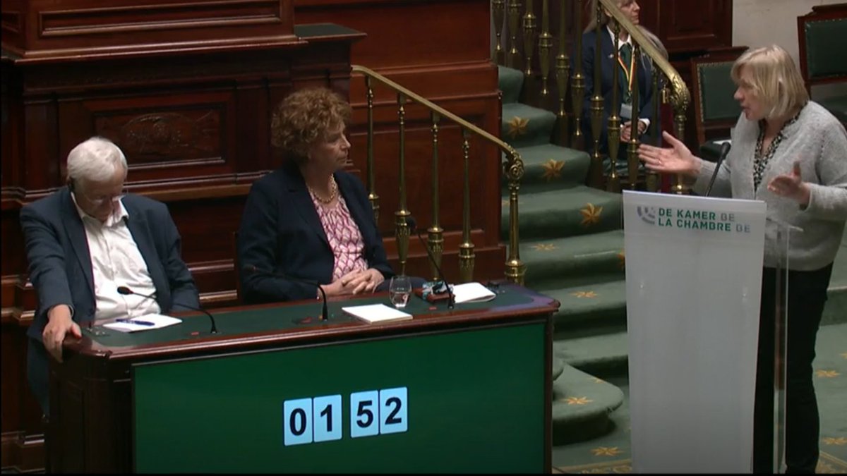 Ik heb altijd gezegd dat het niet toewijzen van het krantencontract aan #bpost veel jobs zou kosten, en ik heb gelijk gekregen. Er staan nu 4.000 jobs op de helling. 4.000 gezinnen stort u in de onzekerheid. Wanneer grijpt u in @pdsutter?