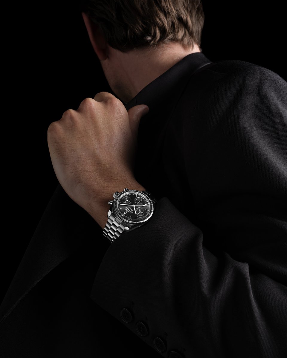 omegawatches tweet picture