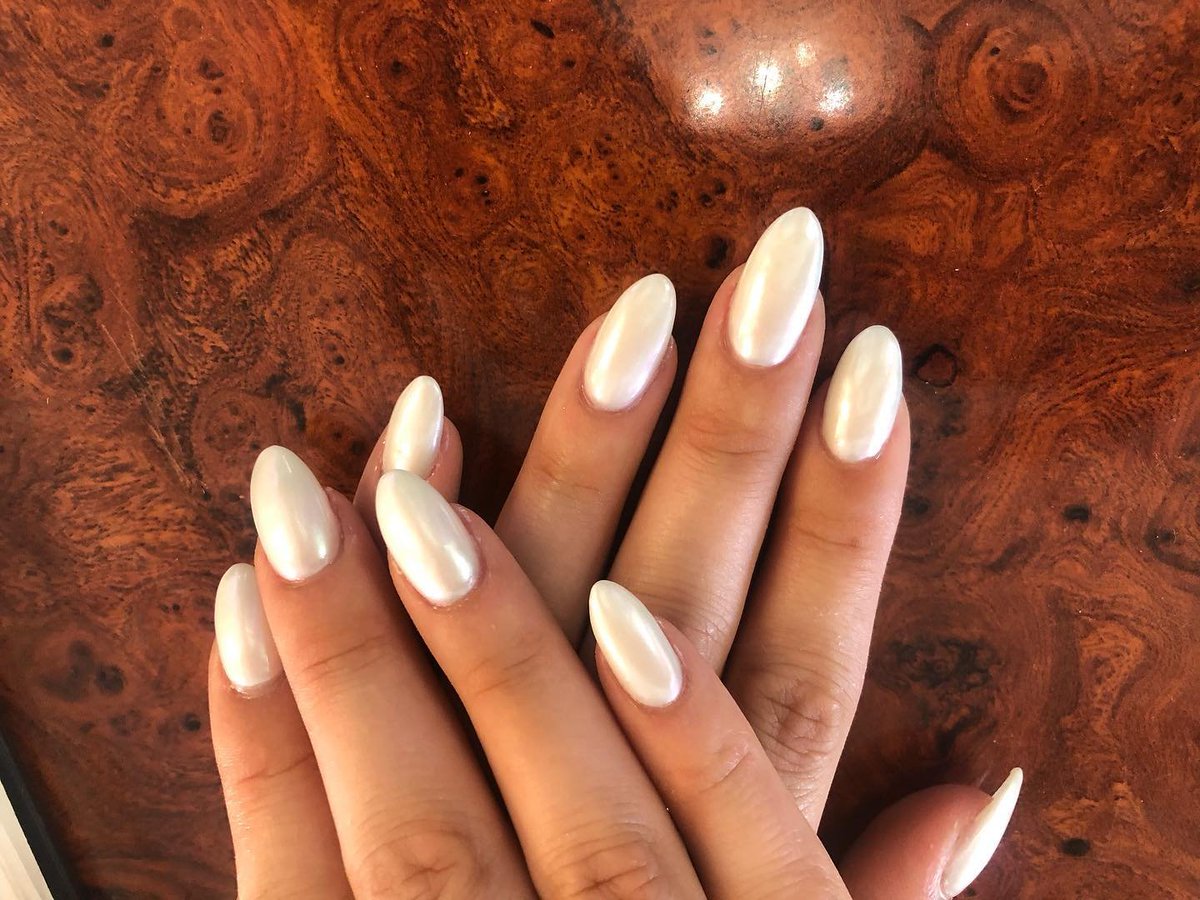 Boca Raton's best nails! Treat yourself to a luxurious experience at Holistic Nails in Glades Plaza. #GladesPlaza #BocaRaton