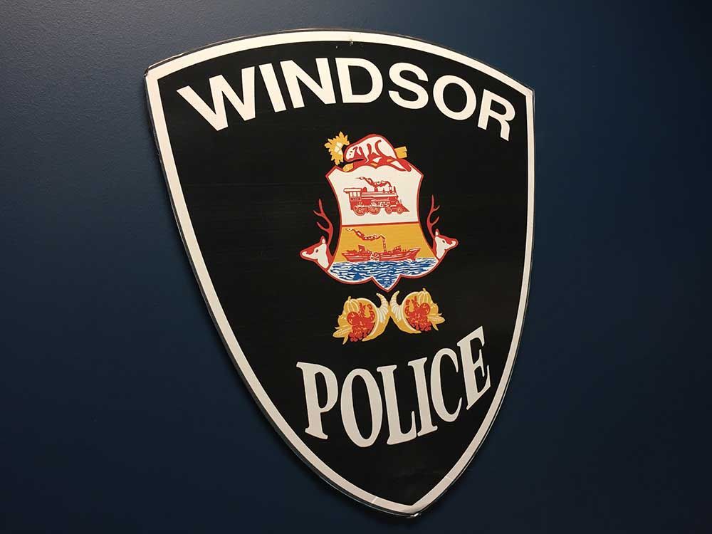Police seek help in motorcycle crash investigation windsorstar.com/news/local-new…