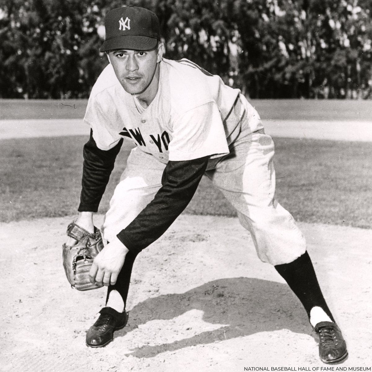 Help us wish Art Schallock a happy 100th birthday! The oldest living @MLB player pitched for three Yankees teams that won World Series titles.