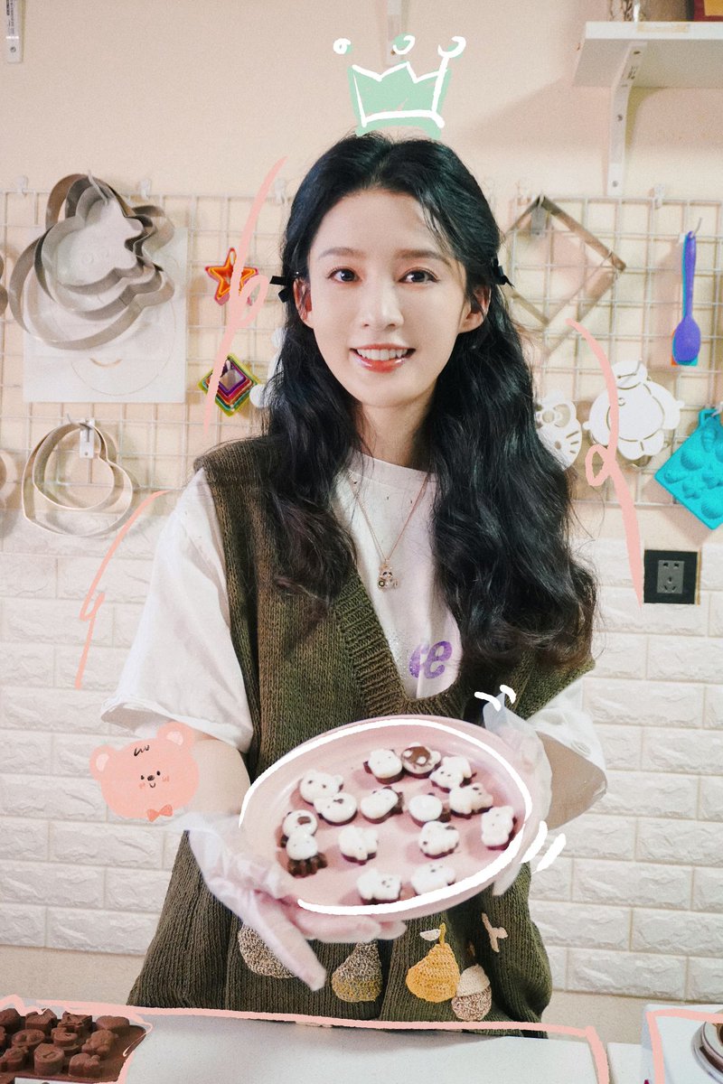 240425 𝘚𝘵𝘶𝘥𝘪𝘰 𝘜𝘱𝘥𝘢𝘵𝘦
Studio shares snaps of QinQin's chocolate making ♡
#LiQin #李沁