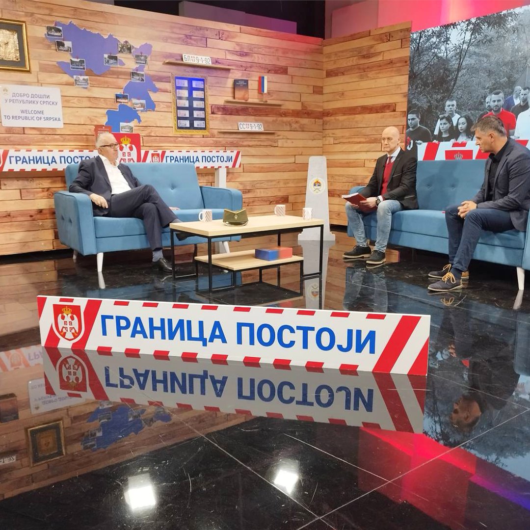 У новој епизоди подкаста „Граница постоји” угостили смо Љубинка Митровића, професора кривичног права и бившег омбудсмана за људска права БиХ. 📢 
Погледајте комплетан разговор са Љубинком Митровићем у двадесет првој епизоди подкаста „Граница постоји”.#GranicaPostoji #Podcast