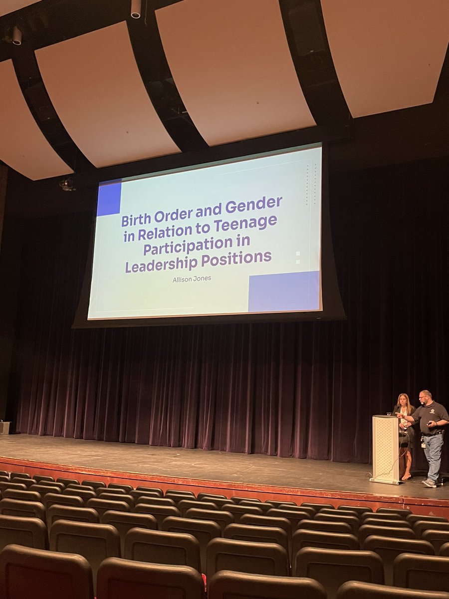 Impressive AP Capstone presentation and defense today @northernkn! @michelleblackk <a href="/CatherineKocha1/">Catherine Kochanski</a> <a href="/WalledLkSchools/">Walled Lake Schools</a>