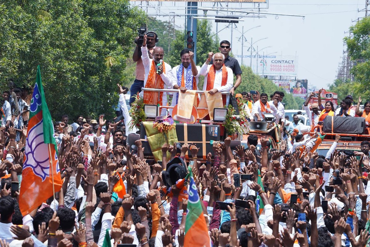 Karimnagar looked like we were celebrating BJP ‘Vijayotsava Rally’ instead of Nomination rally.

Immense gratitude to Hon’ble CM Shri @Bhupendrapbjp ji, Hon’ble Union Minister & BJP Telangana President Shri @kishanreddybjp ji for joining me in filing my Lok Sabha nomination on