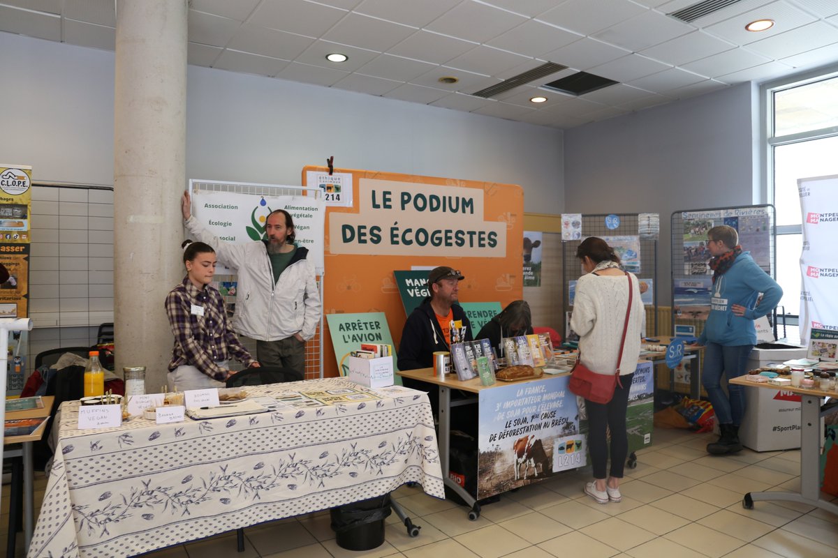 Le festival Ecocirculab organisé par les étudiants du Master MTEEC, c'était aujourd'hui à Montpellier Management. Au cours de cette journée, les étudiants & personnels ont pu découvrir des associations & initiatives autour de l'économie circulaire🌍🌱 @umontpellier #MtpManagement