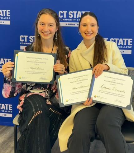 Two Blue Devils shined bright at the American Chemical Society’s annual Undergraduate Research Symposium. Congratulations to Abigail Denison and Autumn Skowrenski🎉! Read more on their accomplishments: ccsu.edu/article/chemis… #WeAreCentral #CentralCT175 #biology #chemistry