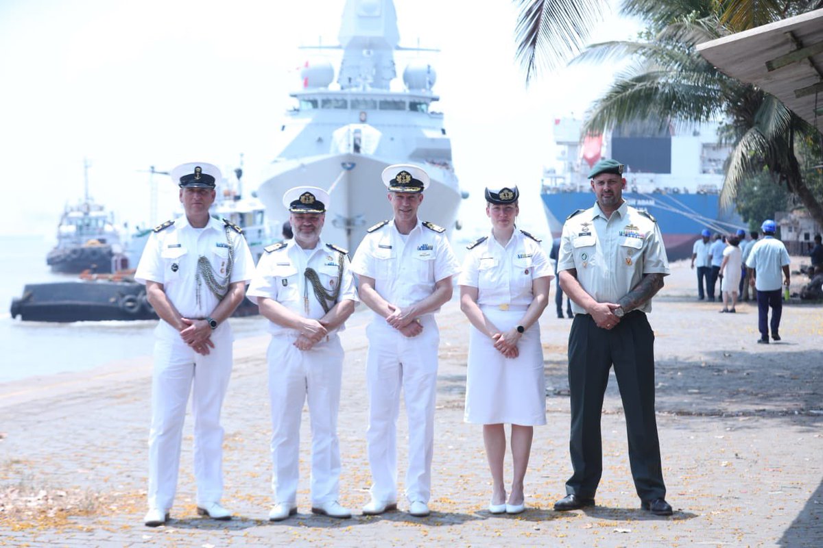 🇳🇱 frigate #ZrMsTromp made its maiden port deployment in the #IndoPacific area today in #Mumbai. We are twice excited as 🇳🇱 Minister @LSchreinemacher also joined us. 200+ crew members of @Kon_marine are now on #Tromp for training in the Indo-Pacific area. 🇮🇳🇳🇱#stronger 🤝