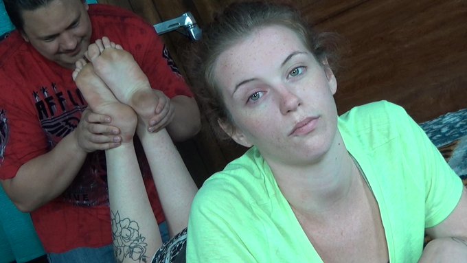 Penny Cunningham is 5'11", size 9.5.  Her calloused soles fresh out of sandals smelled like sweet dried