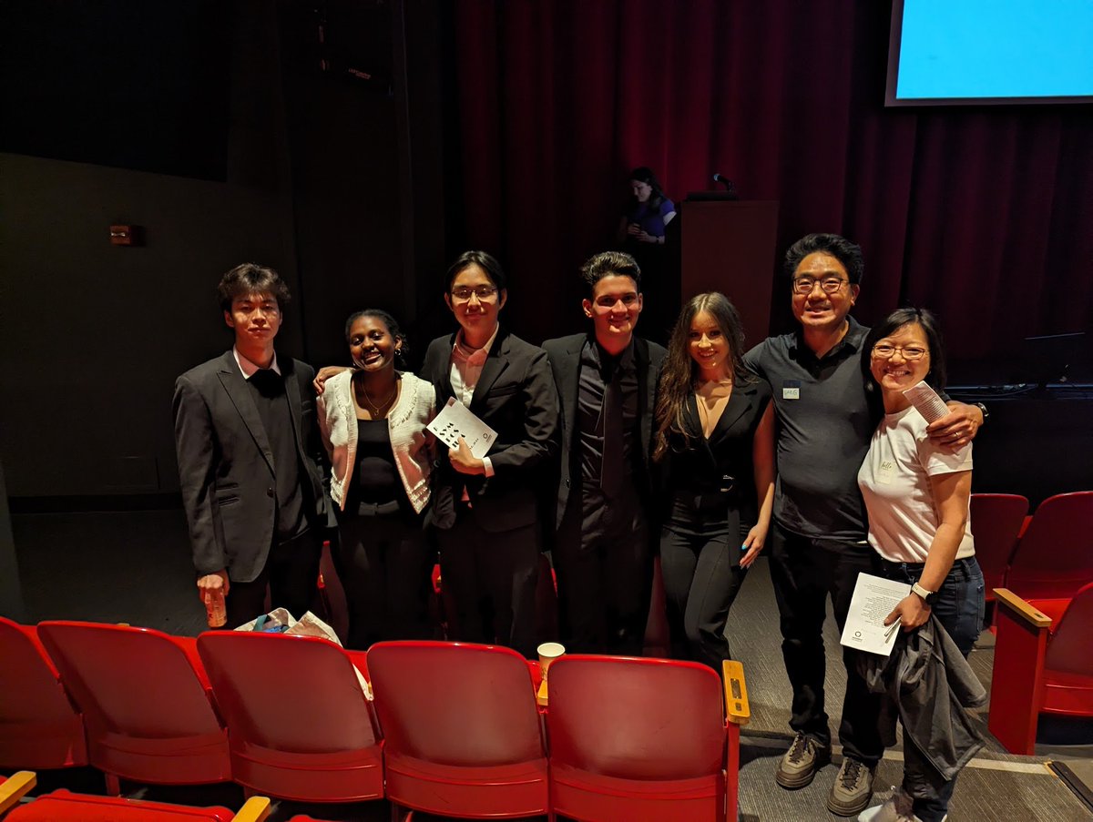 MinervaUni's tweet image. 40 Civic Projects. 40 Student Teams. 40 Civic Partners. This is what Class of 2027 students and our civic partners celebrated last week at Symposium in San Francisco.

#CivicProjects #Symposium #MilestoneEvent #SanFrancisco #MinervaUniversity #ClassOf2027