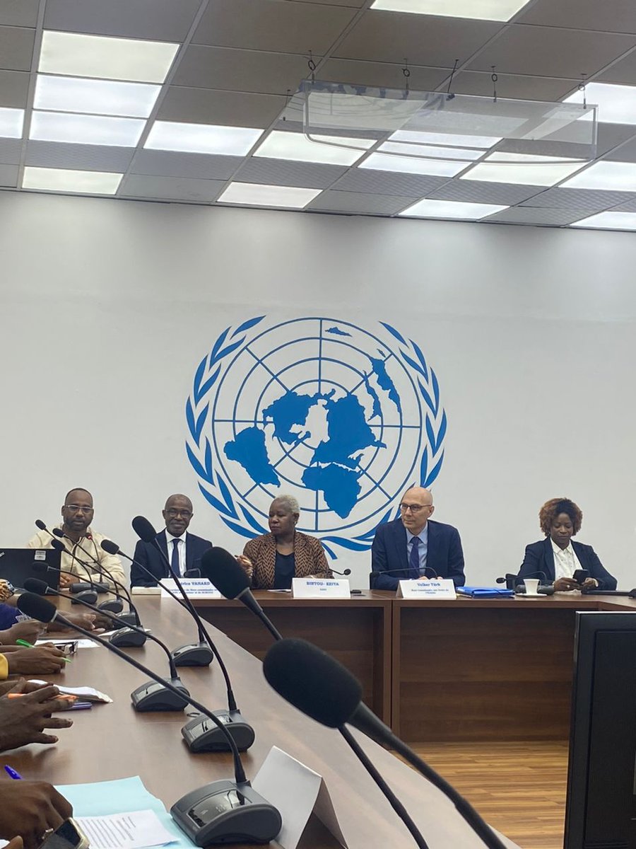 FspdRdc's tweet image. 18/04/ 2024 participation à la réunion d'échanges à Kinshasa entre les défenseurs des droits de l'Homme/société civile et le Haut Commissariat des #NationsUnies  au Droits de l'Homme. Volker Türk en visite de travail en RDC, plaidoyer de Mm Desy FURAHA, Présidente de L'ONGDH FSPD