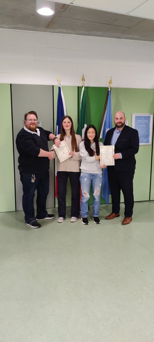 Fia Scally and Kate Glanville recently received awards from @technoteachers for their outstanding performance in Junior Cycle. Fia came tenth nationally in Wood Technology and Kate came first nationally in Graphics. Congratulations to both students and their teachers!