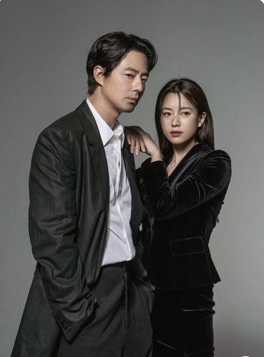 Haist I miss my Moving couple..

Han Hyo Joo and her 'MY Doosikshi'

#HanHyoJoo
#JoInSung
#ZoInSung
#조인성  
 #한효주