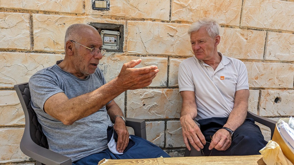 Here in South Lebanon the cross-border hostilities are causing endless suffering for refugees and local communities. 
Latif is too sick and too poor to flee his war damaged home. 

“We may die here any moment”.

1/3