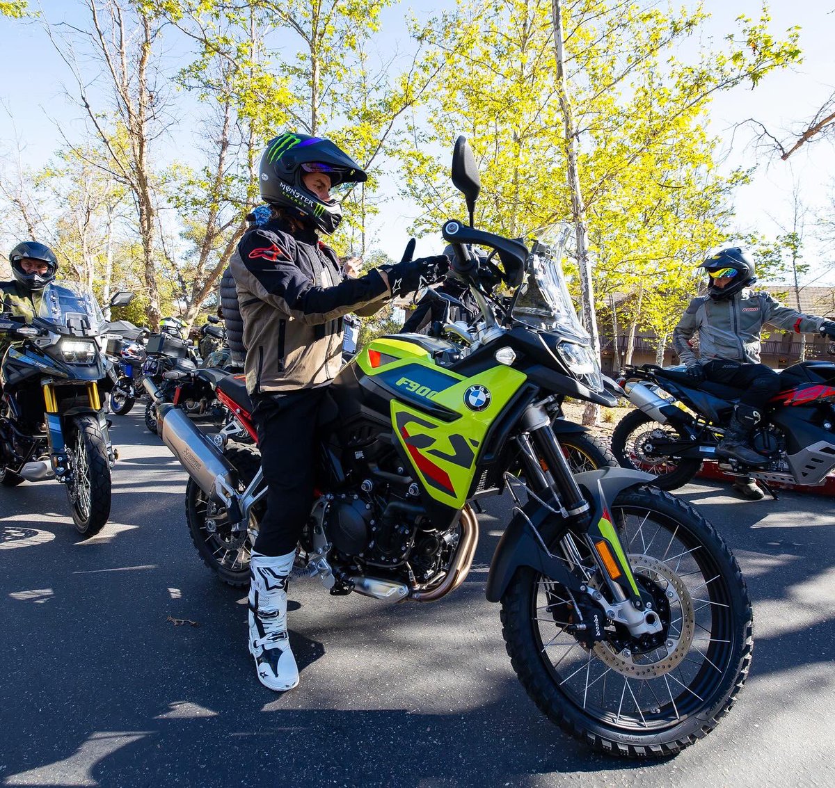 #TBT Throwback to our XD-5 US Press Launch a couple of weeks ago in Temecula, CA. It was great to have the top journalists from the US experience the all-new XD-5. AraiAmericas.com #Arai #AraiHelmet #PriorityforProtection #XD5 #ADV #Motorcycle #ThrowbackThursday