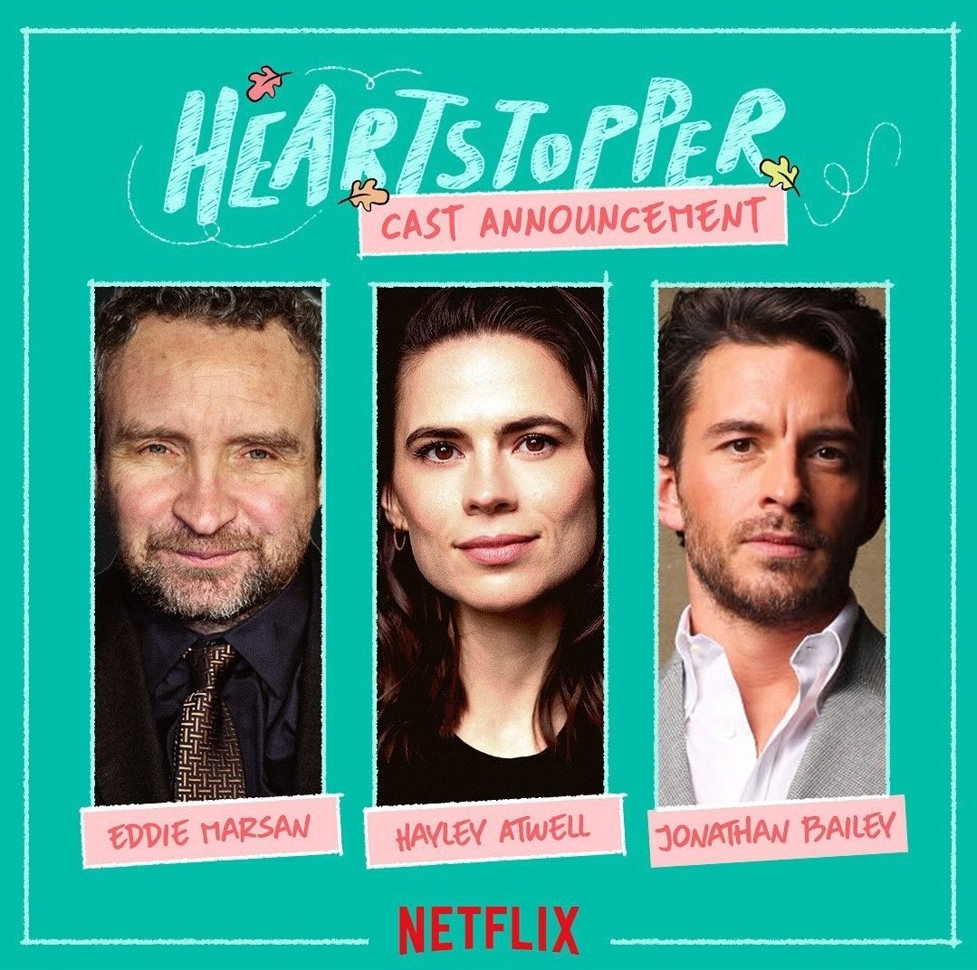 Além de Jonathan Bailey, Hayley Atewell e Eddie Marsan também foram oficialmente confirmados na 3ª temporada de Heartstopper! 🍂🚨 • Jonathan como Jack Maddox, crush famoso do Charlie. • Hayley como Diane, tia do Nick. • Eddie como Geoff, terapeuta do Charlie.