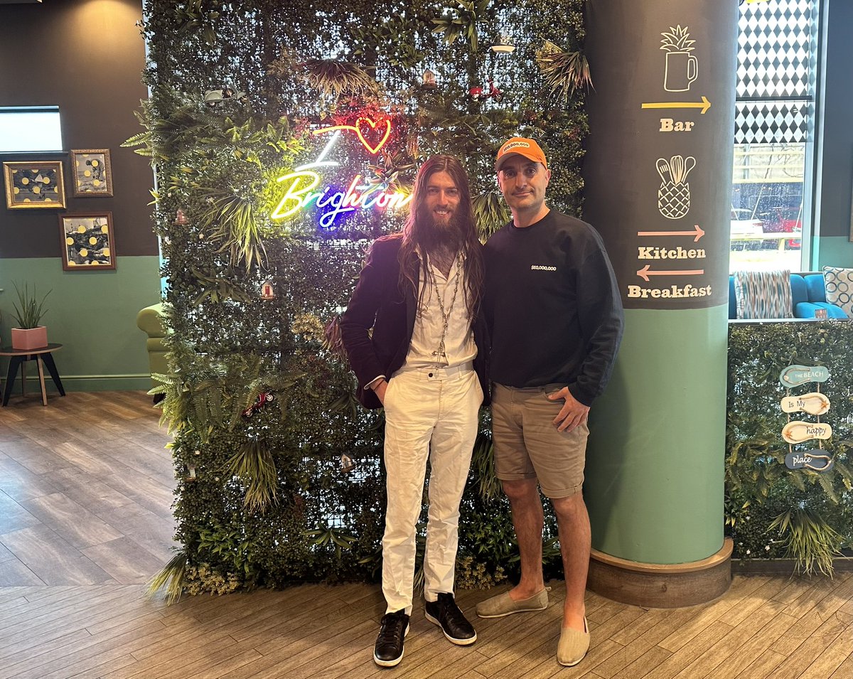 james_dooley's tweet photo. IT IS GREAT going out on nights out with SEO Jesus

Just order tap water and he turns it into wine for us ❤️ @stewartlvickers https://t.co/paWX9xmJLK
