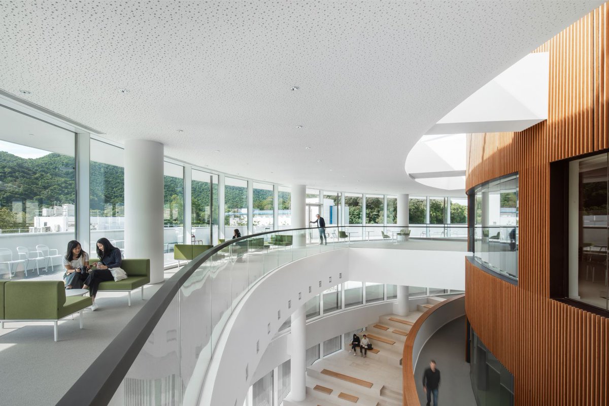 aasarchitecture's tweet image. Shaw Auditorium by Henning Larsen
#architecture #auditorium @henninglarsenarchitects tinyurl.com/y8m789sw