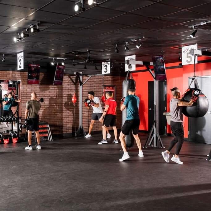 9RoundBrooklyn's tweet photo. Ready to unleash your inner strength and boost your fitness? Kickboxing is the ultimate powerhouse workout! Experience exhilarating cardio, stress relief, and total-body toning, all while learning self-defense techniques. Try it FREE today! 💪🥊 #Kickboxing #Fitness #FreeTrial https://t.co/DtCs89lM3K
