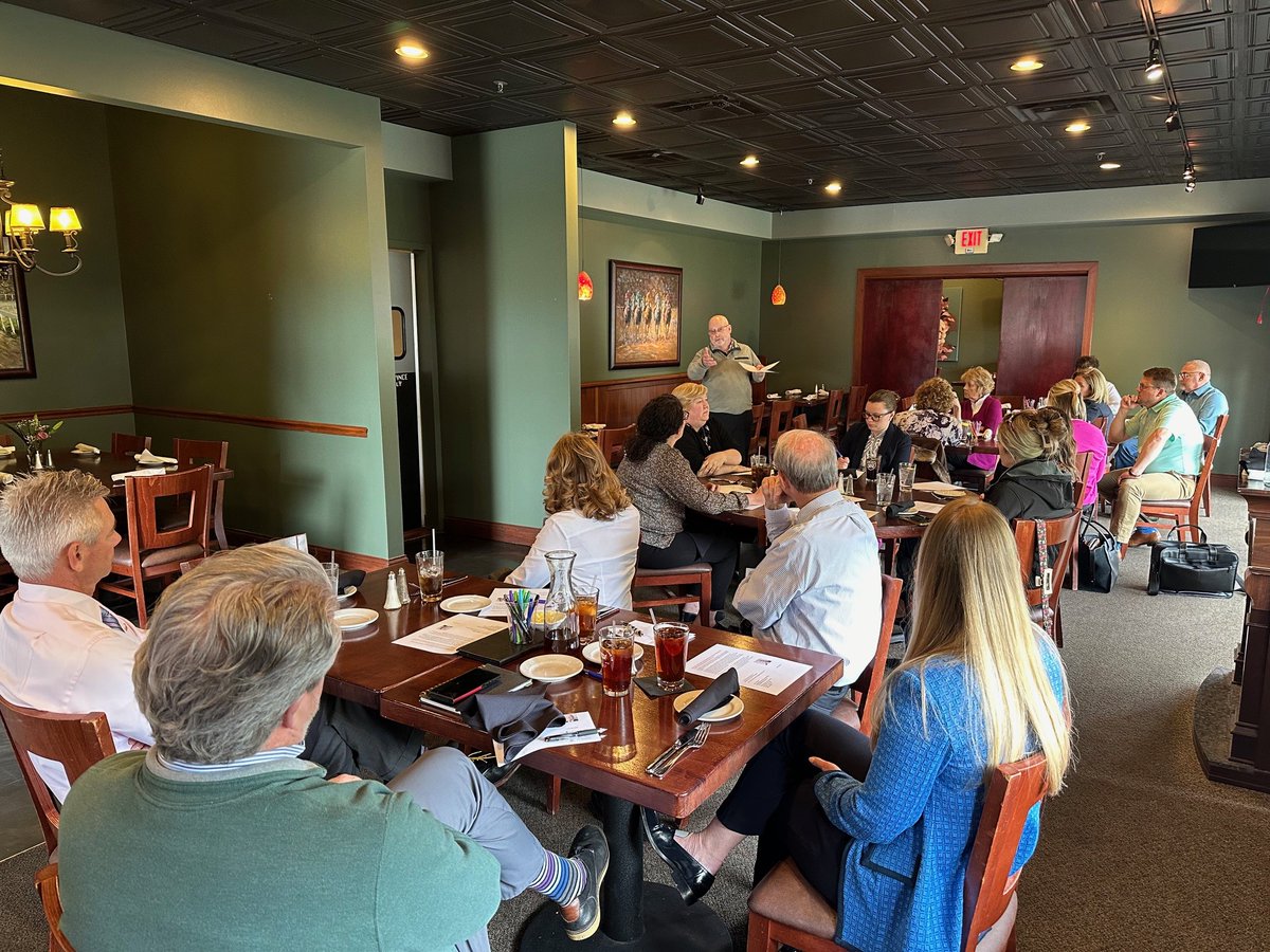 NKYCollab's tweet photo. What a fantastic ANKCP luncheon this week at Grandview Tavern! Terry Mooney's insights on mortgage solutions for divorcing couples were invaluable. 

Our collaborative is empowering families in NKY to find paths forward, and out of conflict. https://t.co/eT4BIzHLZ9