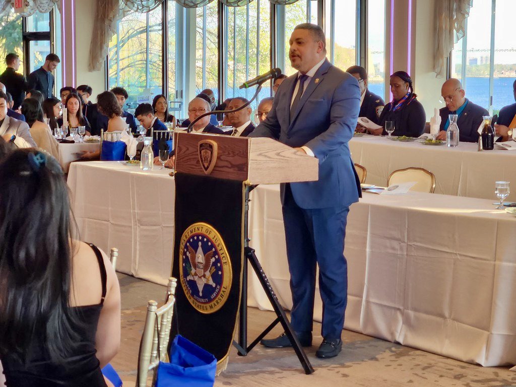 We gathered at Marina Del Rey for the NYPD Explorer Recognition Ceremony. Congratulations to all the Explorers! Always remember, consistency and persistency are the keys to success. @NYPDnews