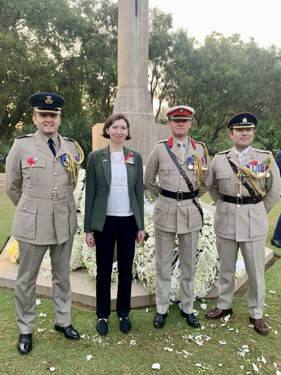 British High Commissioner - Designate @Lindy_Cameron joined the #AnzacDay Commemoration to remember the courage and sacrifice of those who have served in peace and war. Lest we forget.