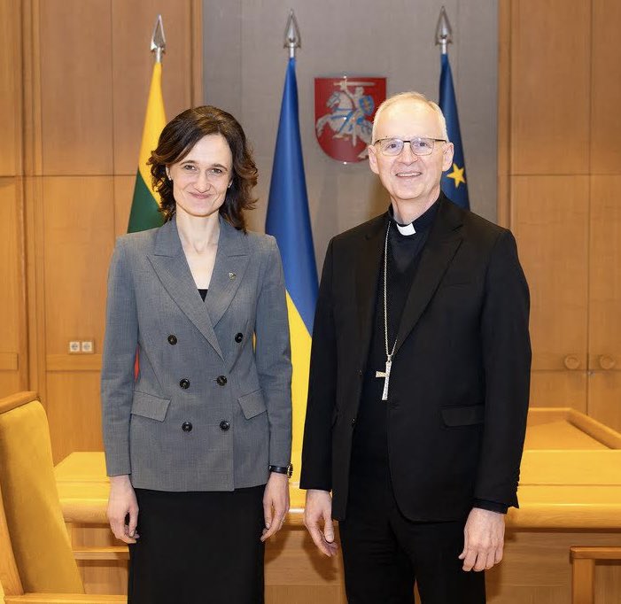Today I bid farewell to Dr. Petar Antun Rajič, the Nuncio of the Holy See, as he concludes his tenure in #Lithuania. Grateful for his efforts in strengthening 🇱🇹-🇻🇦 relations and aiding Ukrainian refugees. His work in #Lithuania won't be forgotten.