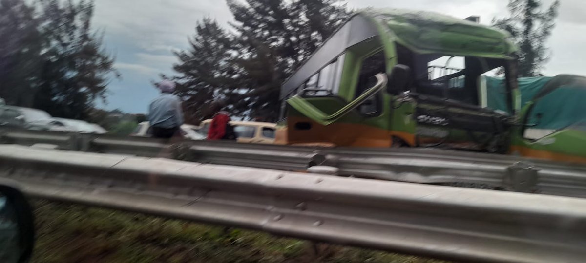 A bus has hit the guard rails between Toll and Kimbo, Nairobi-bound. Traffic stretching mpaka Juja but police on site controlling traffic