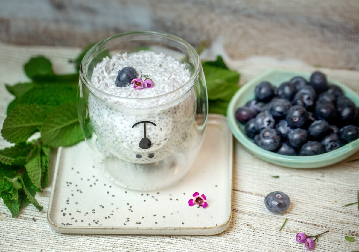 Renurecipes's tweet photo. Indulge in a delightful dessert experience with this quick and easy recipe for Coconut Chia Seed Pudding. With just a handful of ingredients and a few simple steps, you can create a creamy, satisfying treat that's perfect for any time of day. https://t.co/Afg2rKLzVp