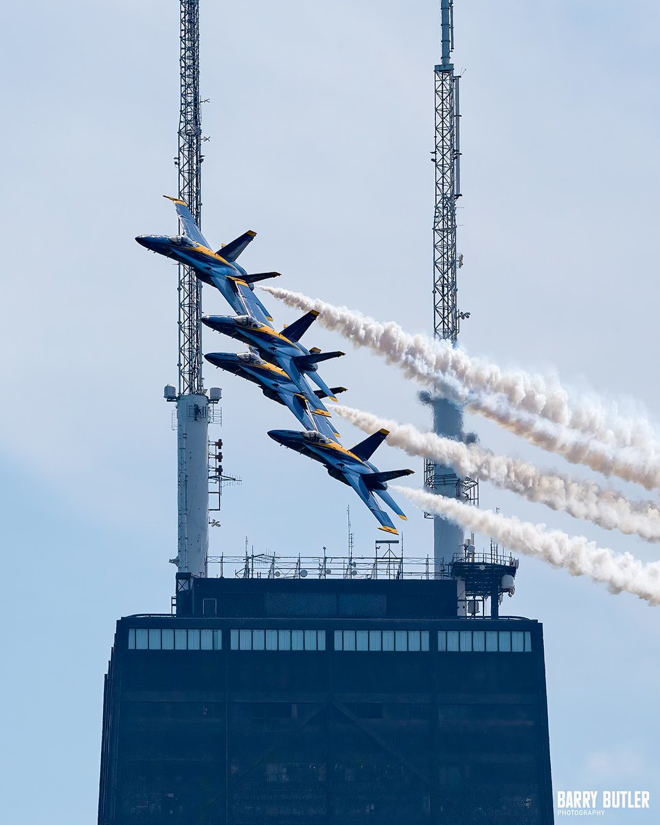 Happy 78th Birthday to the US Navy Blue Angels. They'll be flying over Chicago this year during August's Air & Water Show.
.
.
#usalove #usa #america #iloveusa #usapatriot #americandream #americanstyle #motivation #americanlife #americanfreedom #usacity #usacitys #nature #newyork