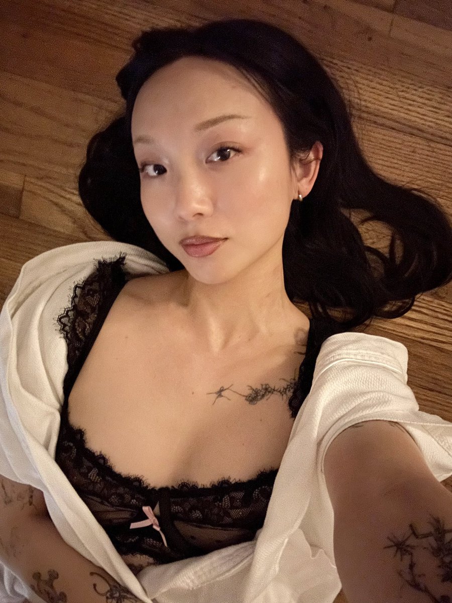 Booking May & June (My birthday month!) in NYC

🔏 xuesonia@proton.me