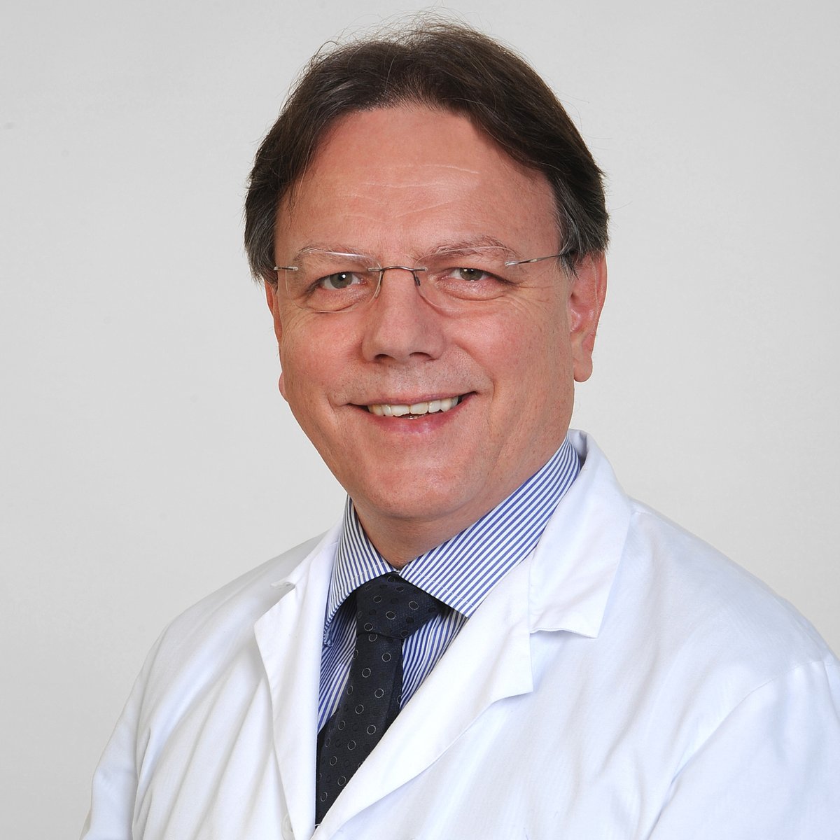 Prof. Gerhard Rogler, Direktor der Klinik für #Gastroenterologie & #Hepatologie am USZ, wurde in die Academia Europaea gewählt. Herzliche #Gratulation! @acad_euro