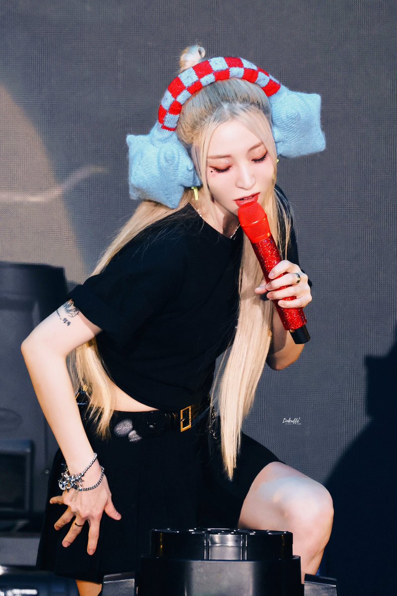 Linkuffe tweet media