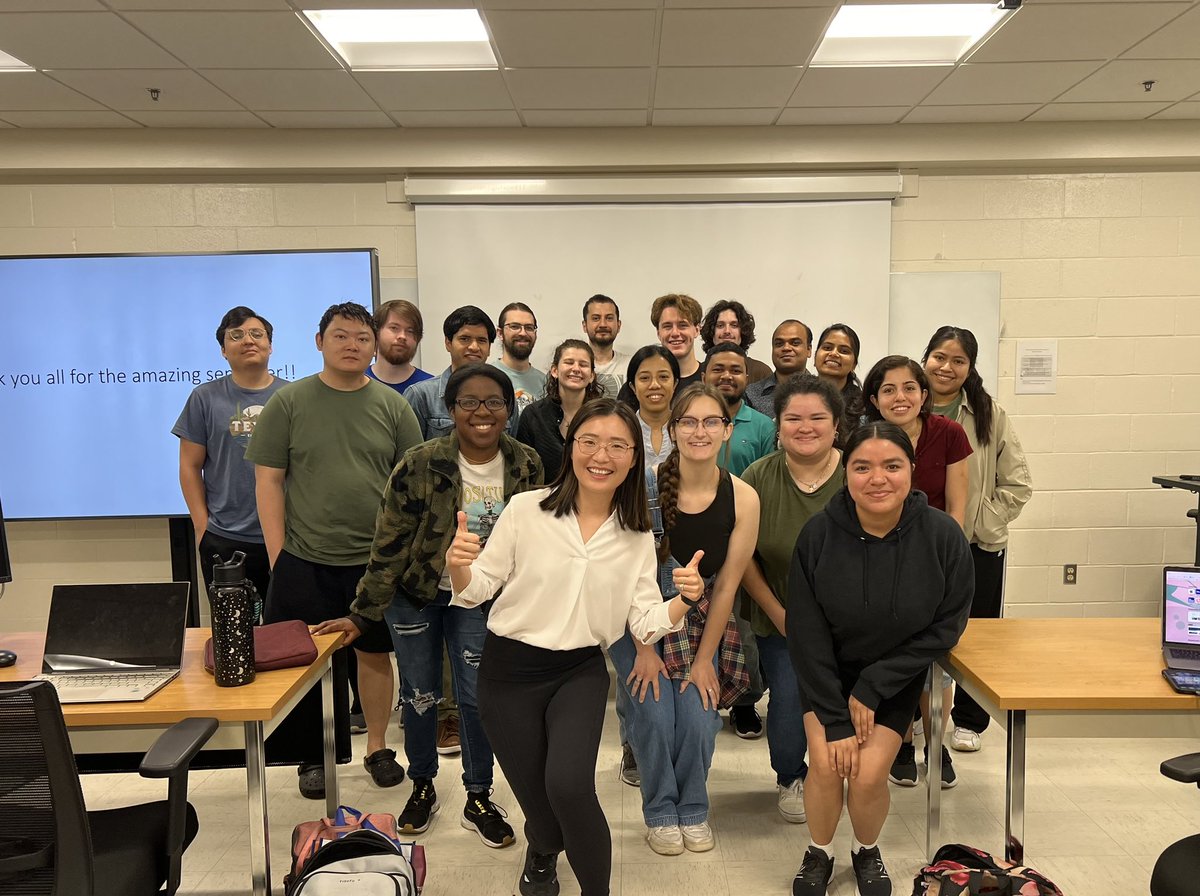 shen_yike's tweet photo. Thank you everybody for an amazing semester of learning python and machine learning with me!! Our students are amazing!! 😊☺️👍🎈@UTArlington @UTAScience
#TeachingisFun https://t.co/p9qRP6c0W2