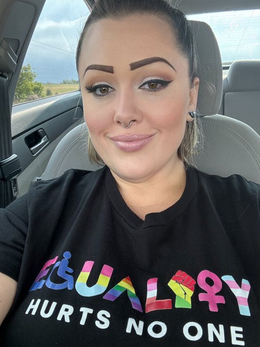 Love each other&hellip; Respect each other #equality #lgbtq🌈 #lgbtqpride #loveyourself  #pride🌈 #transrightsarehumanrights🌈<a href="/tag/equality"class="tags">#equality</a><a href="/tag/loveyourself"class="tags"><span>#loveyourself</span></a><a href="/tag/pride"class="tags"><span>#pride</span></a><a href="/tag/lgbtq"class="tags"><span>#lgbtq</span></a><a href="/tag/lgbtqpride"class="tags"><span>#lgbtqpride</span></a><a href="/tag/tran"class="tags"><span>#tran</span></a>