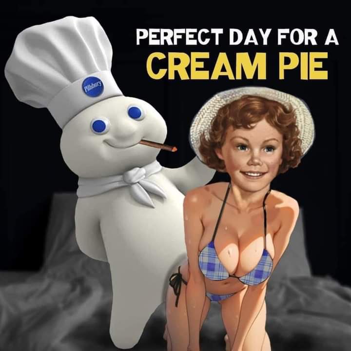 Little Debbie patiently waited for the dough to rise but when Doughboy did…she couldn’t get enough. 🙈🤣🤣🤣 👑🐝 #factassin