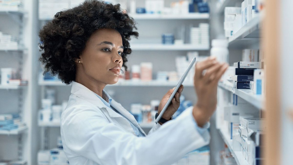 How to Become a Pharmacy Technician buff.ly/3vZwF1U 

#PharmacyTechnician #PharmacyTech #PharmacyAssistant