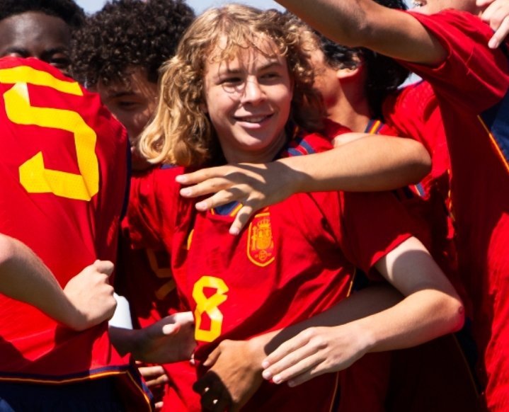 🇪🇸Michal Zuk(15yr) has so far won 𝐓𝐇𝐑𝐄𝐄 trophies with the Spain U15 team after returning from Poland and also has been a regular called up to the team. Incredible season with Barça & Spain一 a complete player with an excellent significant impact. A key piece to bet on.