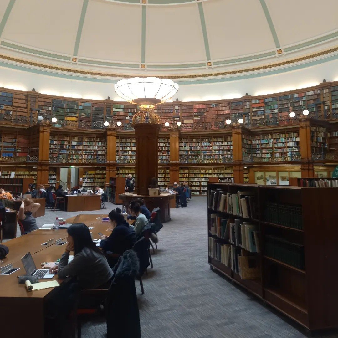 Not a bad place to work this afternoon 😍😍😍 
#freelancelife