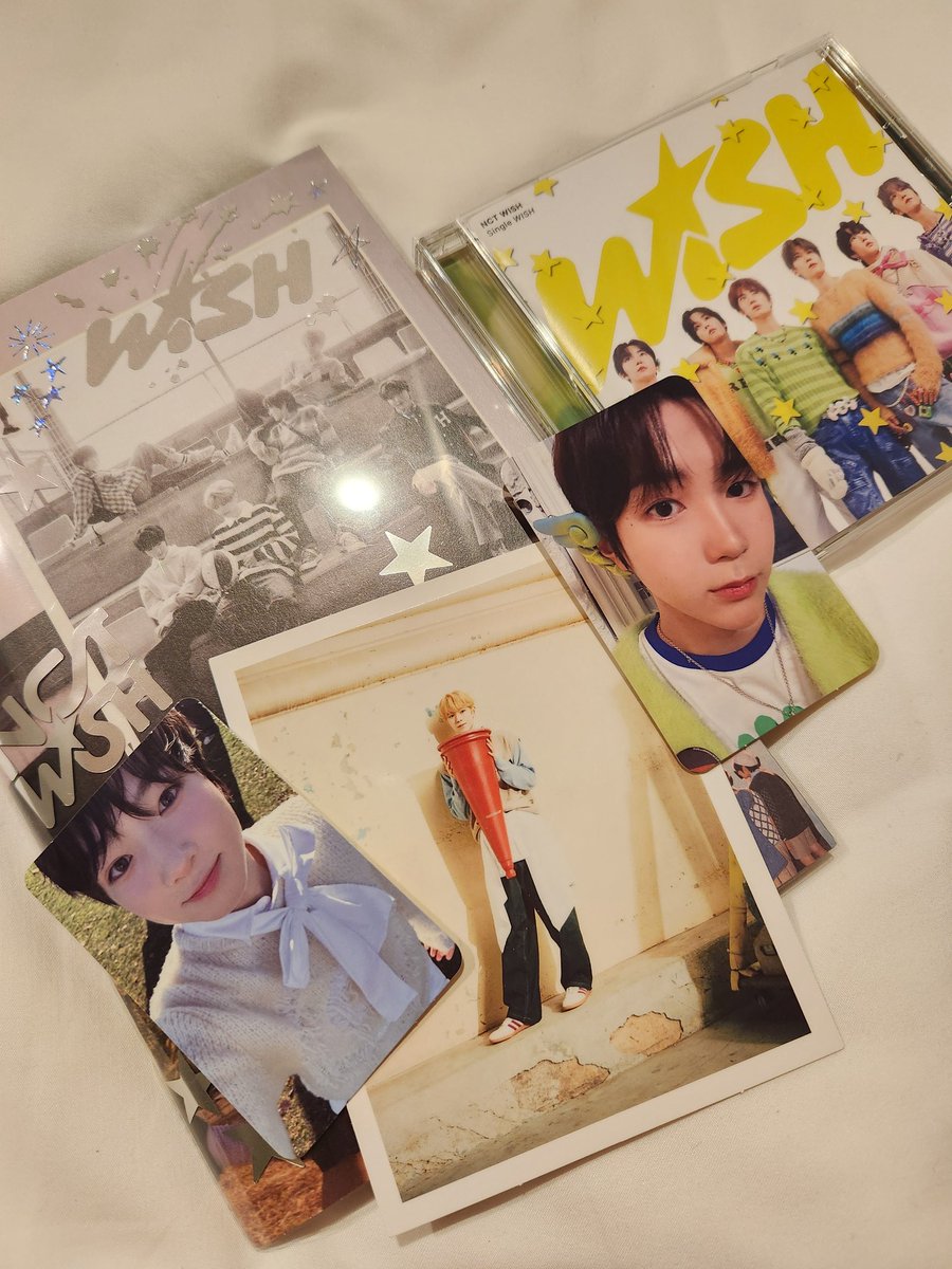 first nct wish pulls!! AND IF I SQUISH YOU GUYS 😫🤏🏻🤏🏻🤏🏻