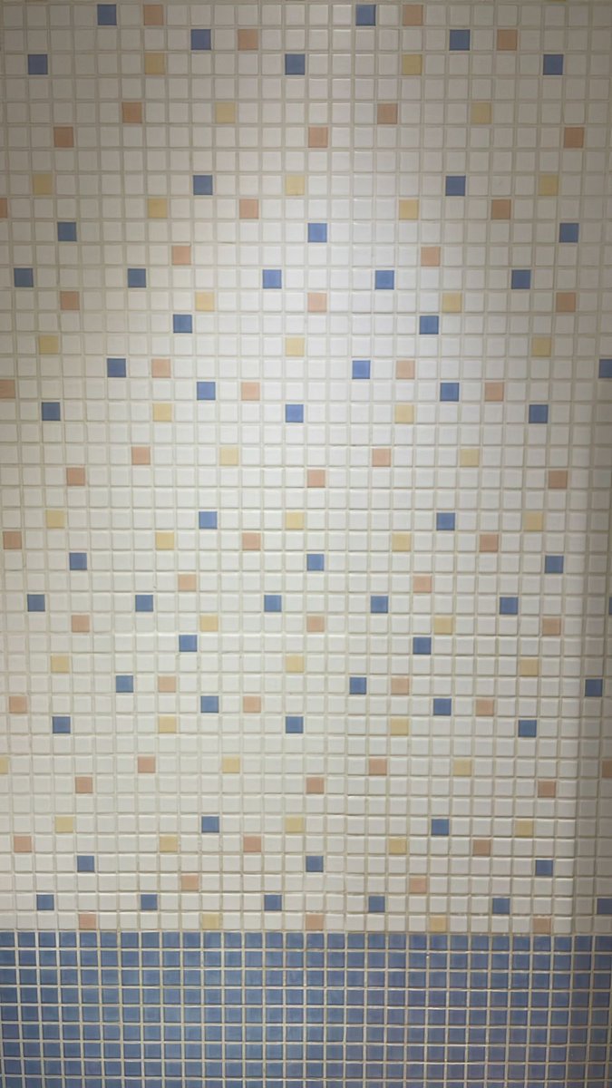 buscageoconali's tweet photo. También encontré esta teselación tan divertida llena de cuadrados y color!!😎
#didgeometria3E
#teselacionesuma3E https://t.co/XauTVoV7d3