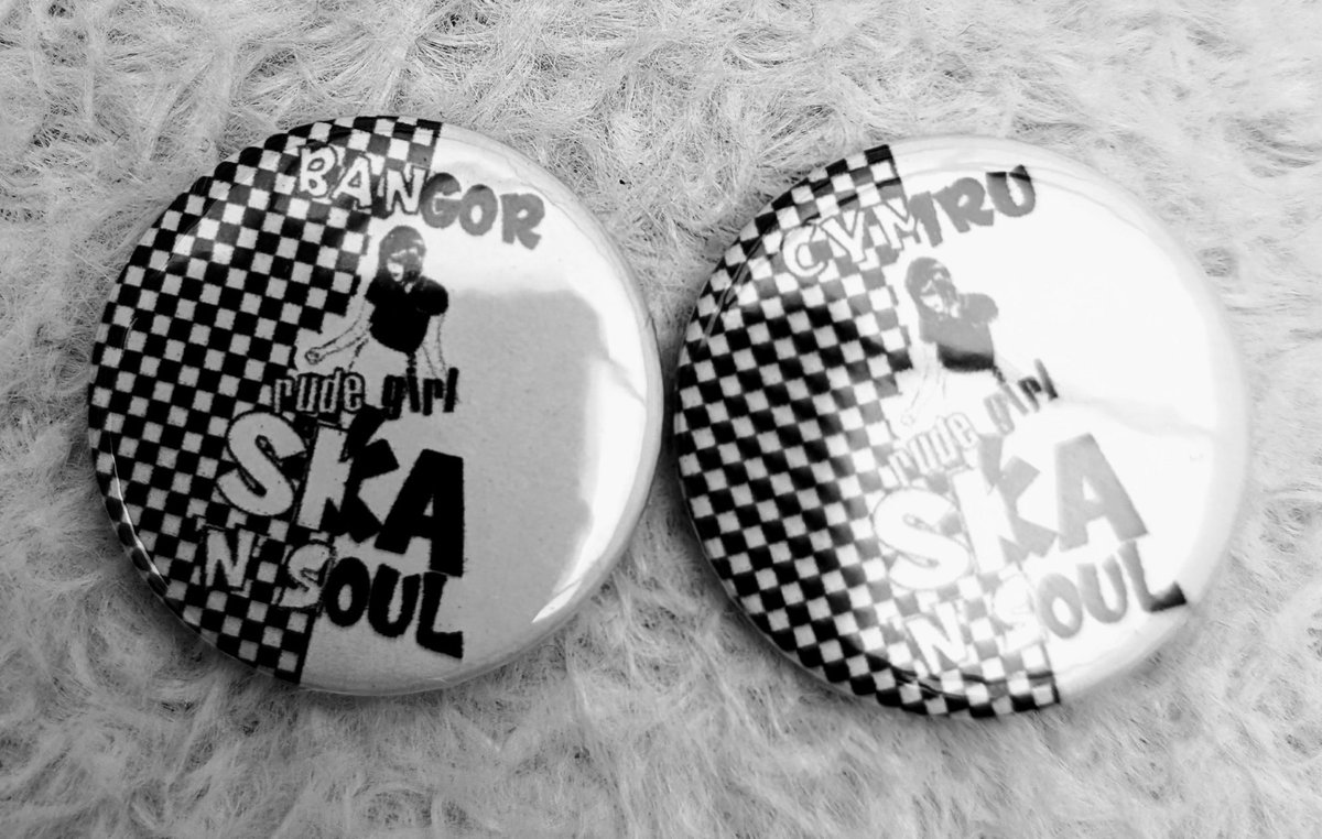 Just a heads up on our new project @BSkansoul We have 2 badges in this week btw #Bangor #skaNsoul #rudegirl #Cymru #skaNsoul #rudegirl Both sets of badges are being sold in aid of @CanolfanLonAba1 Abbey road mental health awareness charity. £1 plus postage. Pm for details