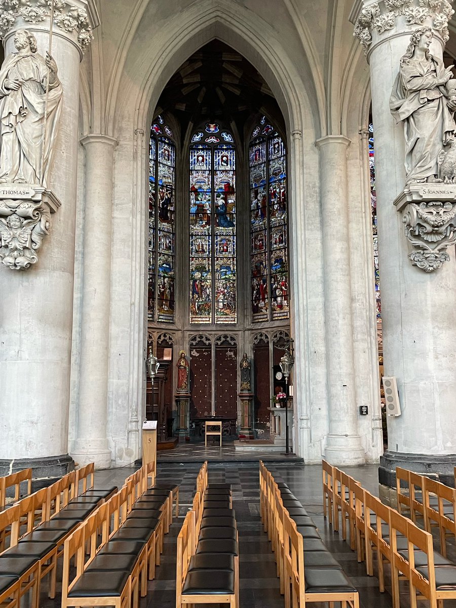Side chapel Mechelen cathedral circa 16thc