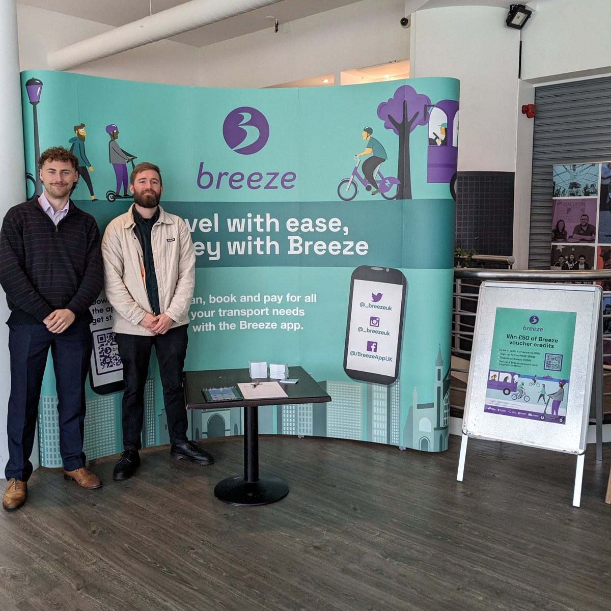 Thrilled to have been part of the action at @portsmouthuni 🌱Green Week🌱at @portsmouthsu  spreading the word at about @_breezeuk & promoting sustainable travel in the Solent. Thanks to everyone who stopped by & congratulations to the prize draw winner who was announced today!🎉