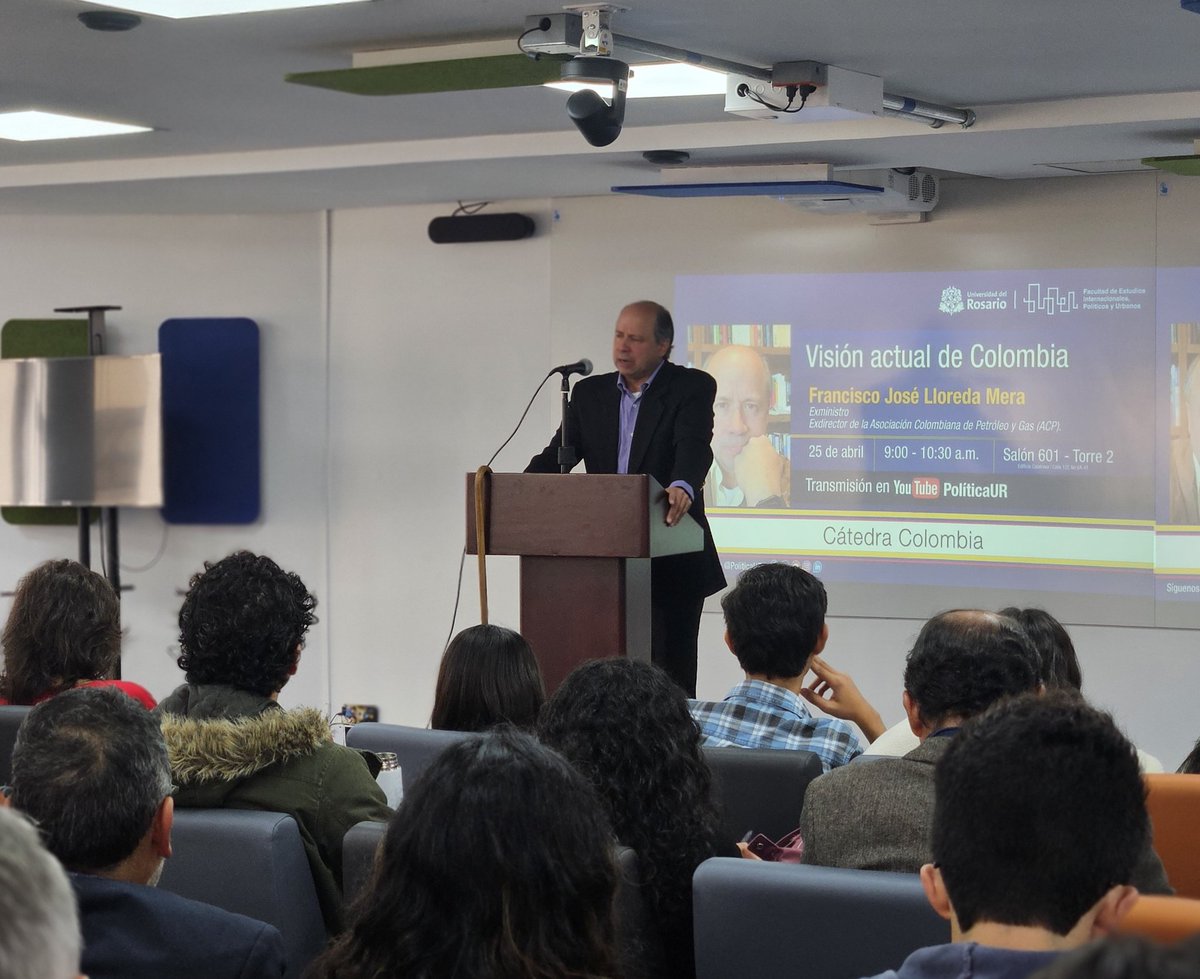 #EnVivo Cátedra Colombia 🇨🇴 con Francisco José Lloreda Mera, Exministro y Exdirector de la Asociación Colombiana de Petróleo y Gas (ACP)

Sigue la transmisión en 👉 bit.ly/3Ji9DX1