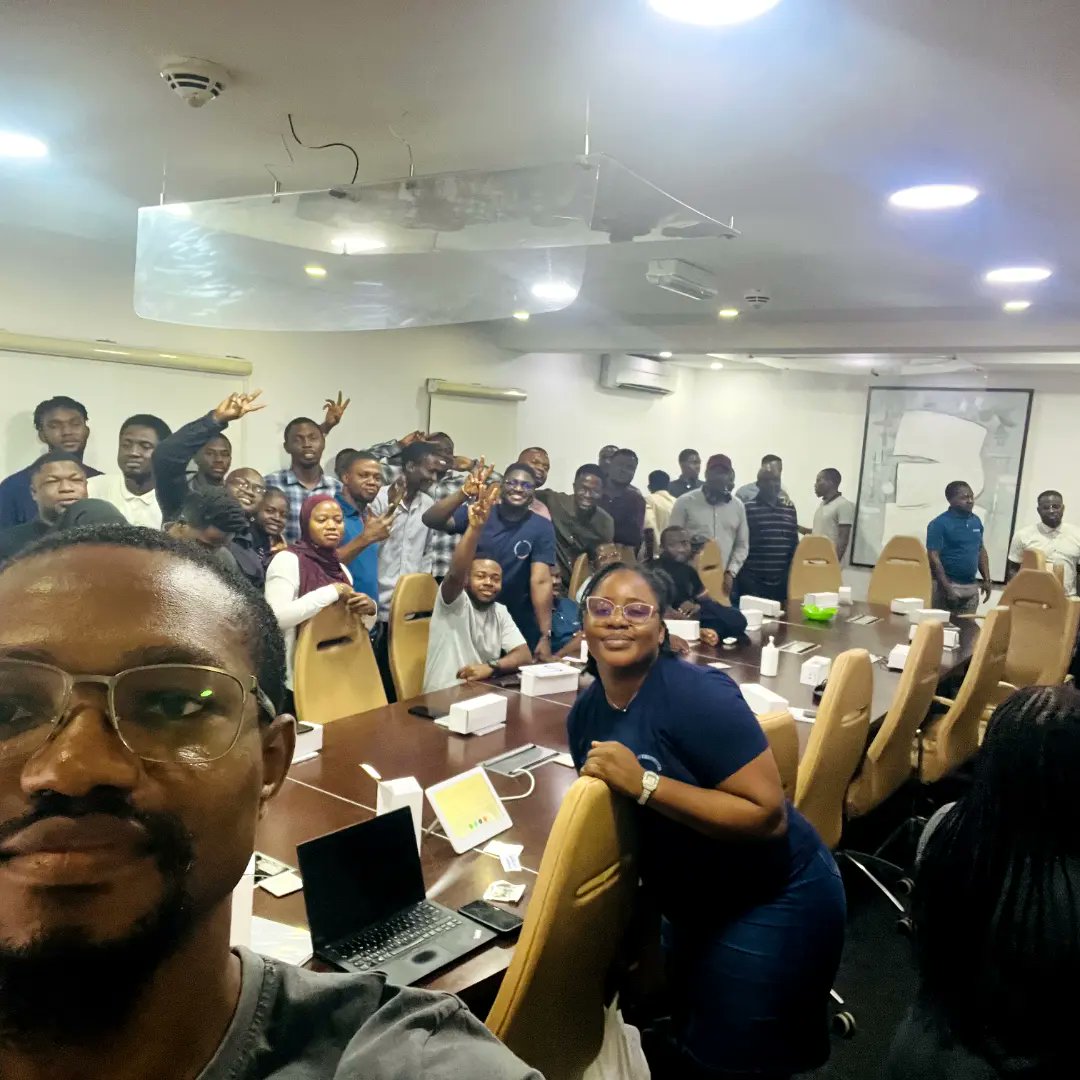 InterswitchDev's tweet image. Throwback to our Dev Brunch Meetup as it's #ThrowbackThursday! We had such a fun time with our Developers sharing insights and having a good laugh. 😊
#interswitchdeveloperscommunity