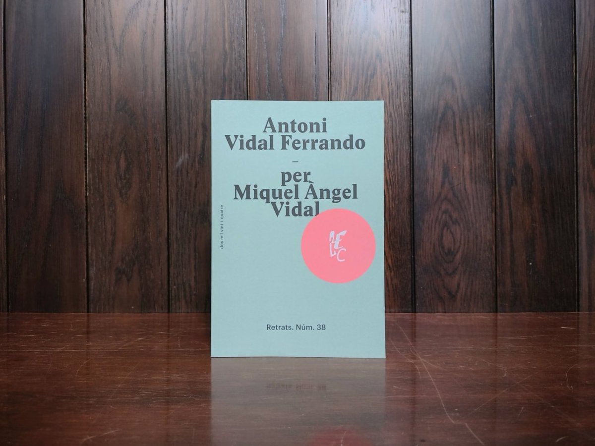 📘 Amb motiu del XXIII Premi Jaume Fuster, l'AELC ha publicat un retrat d'Antoni Vidal Ferrando que ha escrit @mvidalpons Està disponible en diversos formats digitals: escriptors.cat/noticia/retrat…