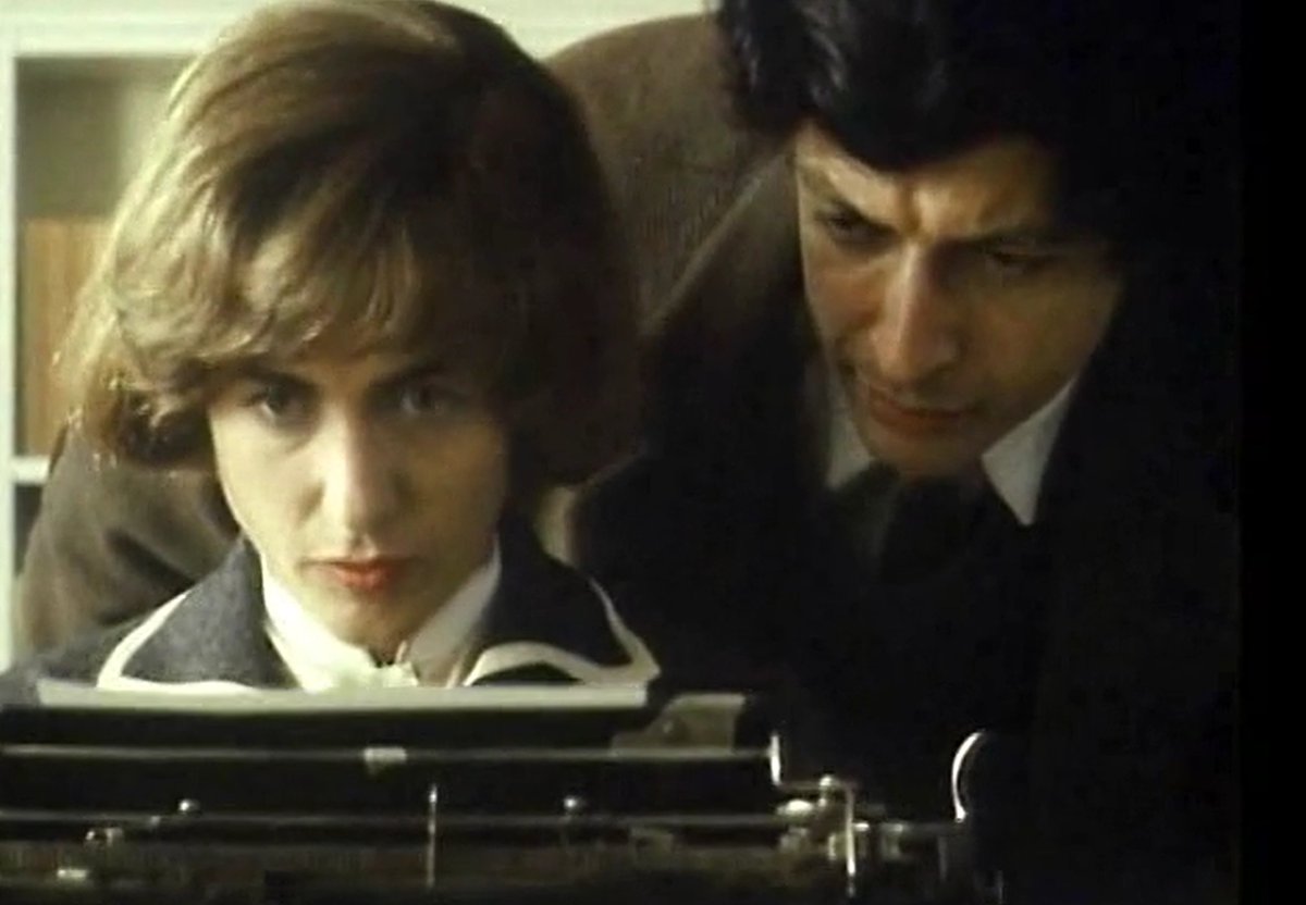 Jim Watson (played by Jeff Goldblum) enlists his sister Elizabeth to type up that @Nature manuscript in the excellent 1987 BBC film 'Life Story' -- available on @Vimeo #DNADay2024 #DNADay vimeo.com/179934156