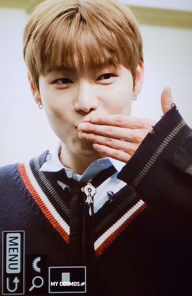MYCOSMOS_1124's tweet photo. 240425
뽀갈💕
#원위 #ONEWE
#용훈 #YONGHOON https://t.co/rXDlmyLx6v